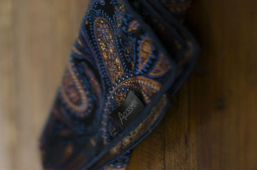 Purple Love Poquet Square - Pret A Mode - 1